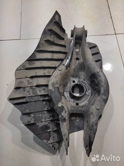 Рычаг подвески (задний, левый) (BMW 3)