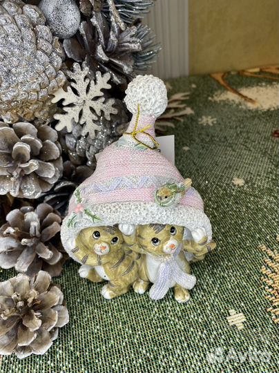 Новогодние фигурки «тигрята в шапке»