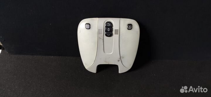 Плафон освещения на Мерседес w220