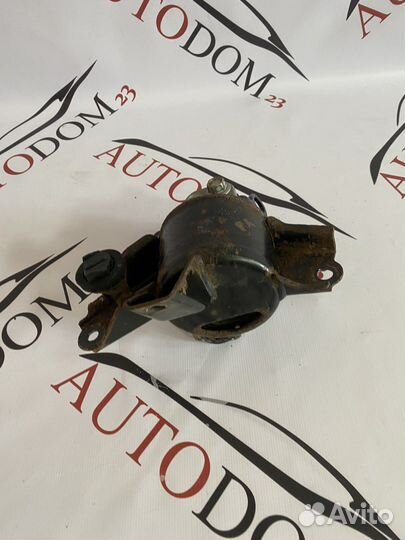 Kia cerato 2 подушка МКПП