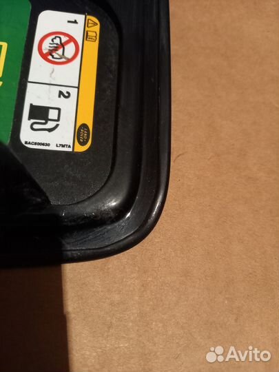 Крышка лючка бензобака range rover 02-12