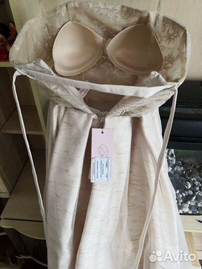 Платье на выпускной, свадьбу