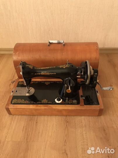 Швейная машина Подольск ручная бу