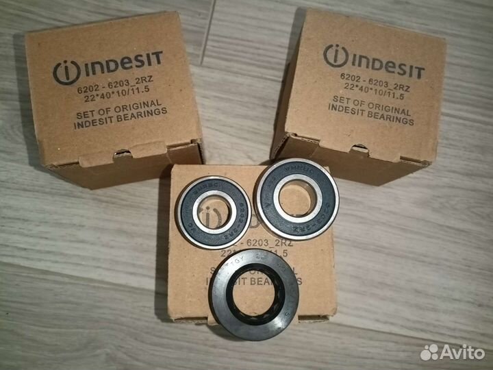 Комплект подшипников и сальник Indesit Ariston