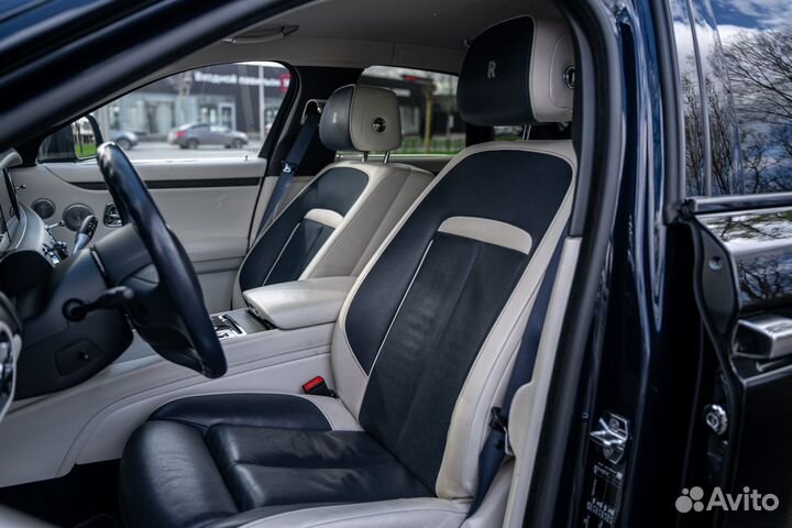 Аренда авто rolls royce ghost