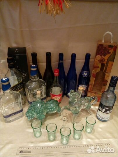 Бутылка стеклянная