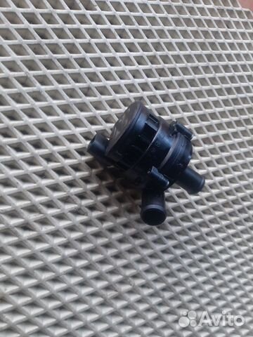 Mercedes Дополнительный водяной насос