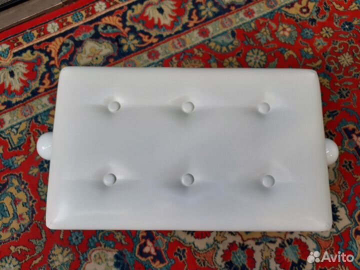 Банкетка для фортепиано