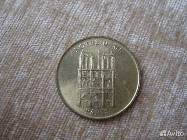 Коллекционная Монета Notre-Dame Paris