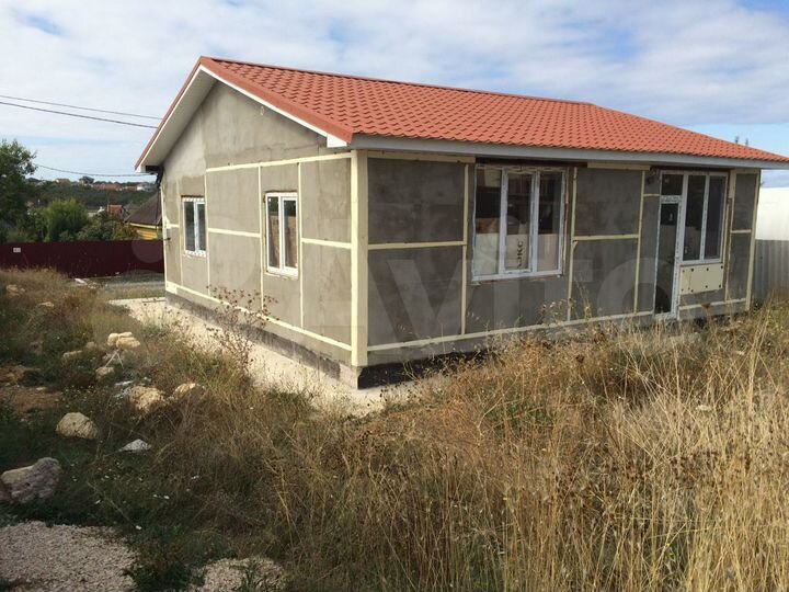 Дом 76 м² на участке 4 сот.