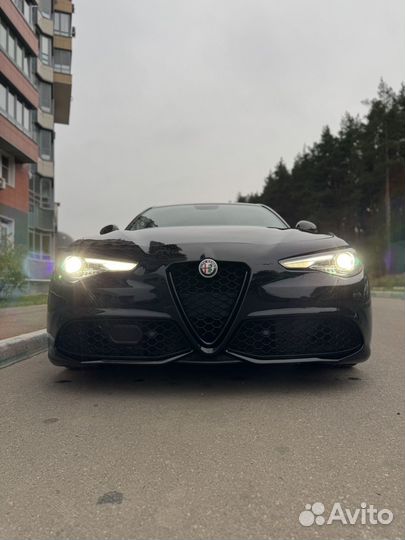 Alfa Romeo Giulia 2.0 AT, 2018, 75 000 км