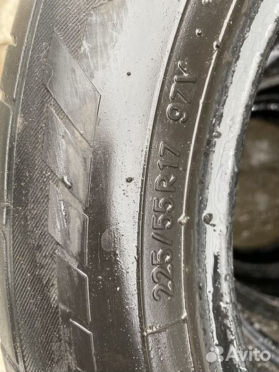 Toyo Proxes T1 Sport 225/55 R17