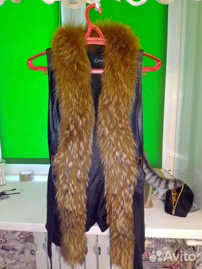 Жилетка кожаная с мехом