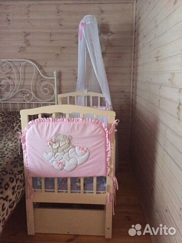 Детская кроватка