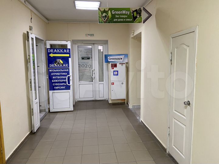 Торгово-офисное помещение в ТЦ, 33.3 м²