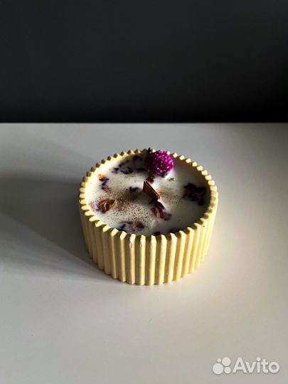 Ароматическая свеча