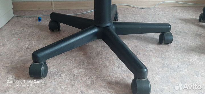 Компьютерное кресло