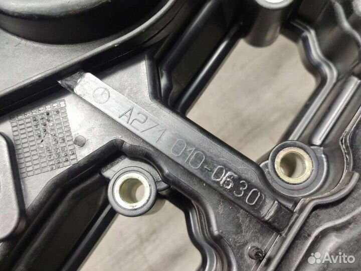 Клапанная крышка Mercedes M271