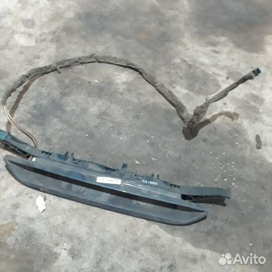 Дополнительный стоп-сигнал Опель Вектра Б универса