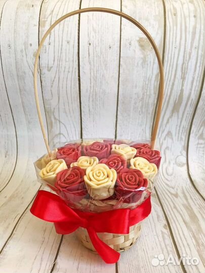 Розы из шоколада в наличии