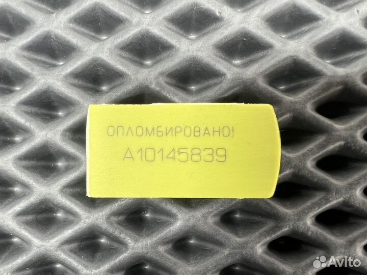 Стекло фары левое Mazda 3 BK 2002-2008