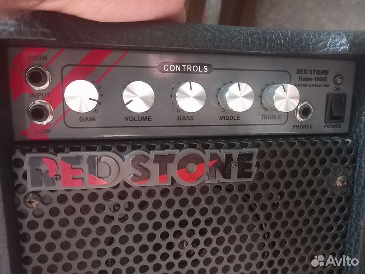 Гитарный комбоусилитель Red Stone Flame 10006s