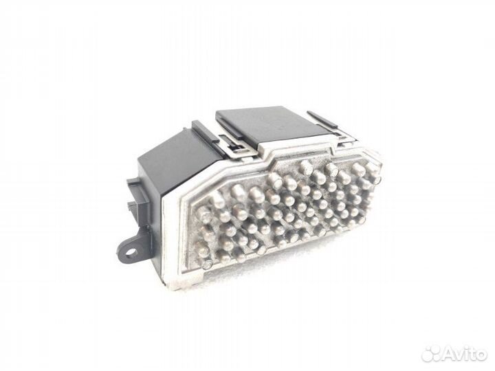 Резистор печки Volkswagen Passat B7 1.4 TSI CAX