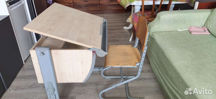 Ученический стол-трансформер