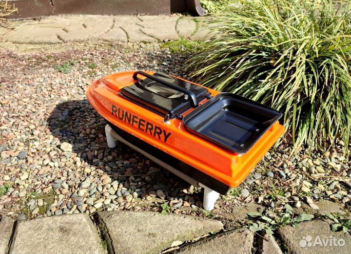 Прикормочный карповый кораблик Ранферри Atom