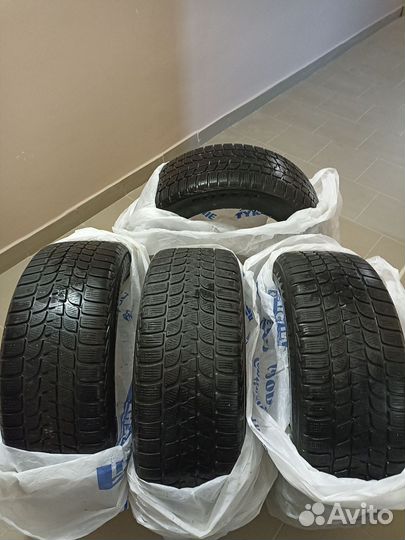 Bridgestone Blizzak Ice 225/55 R18