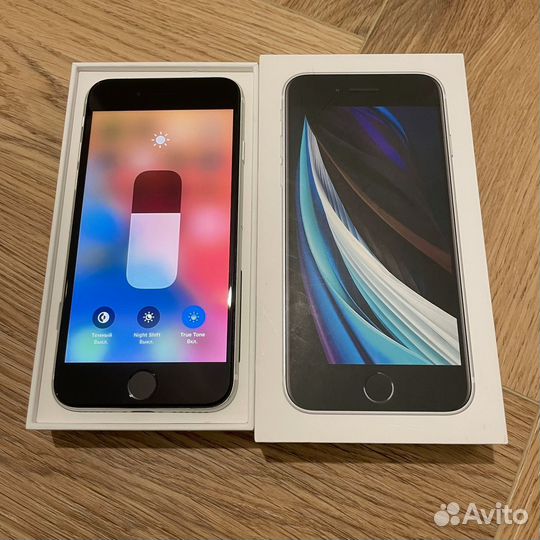 iPhone SE (2020), 64 ГБ