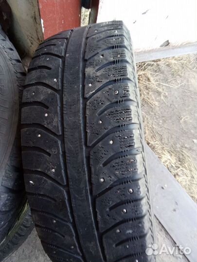 Bridgestone Ice Cruiser 7000 175/65 R14