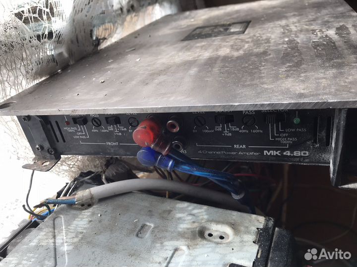 Активный сабвуфер в авто