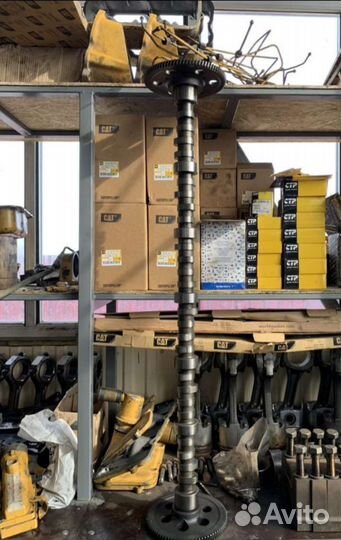 Распредвал Caterpillar двигатель 3412