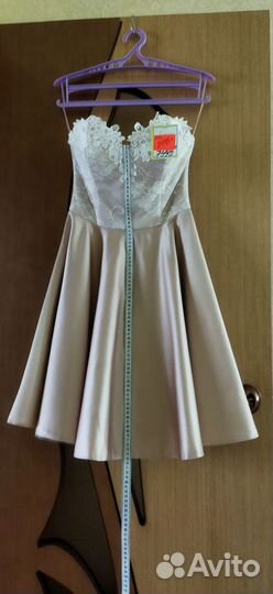 Продам платье 44