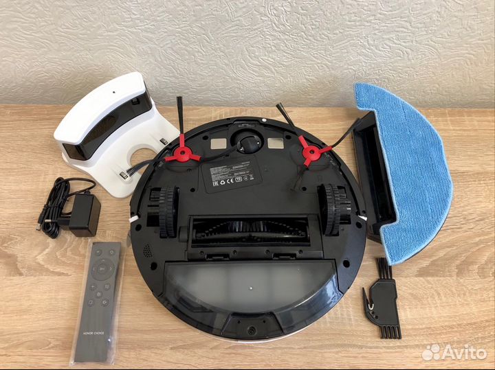 Робот пылесос новый