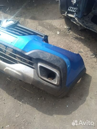 Бампер передний Рено Сандеро
