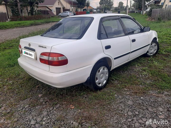 Toyota Corolla 2.2 AT, 1999, 22 000 км