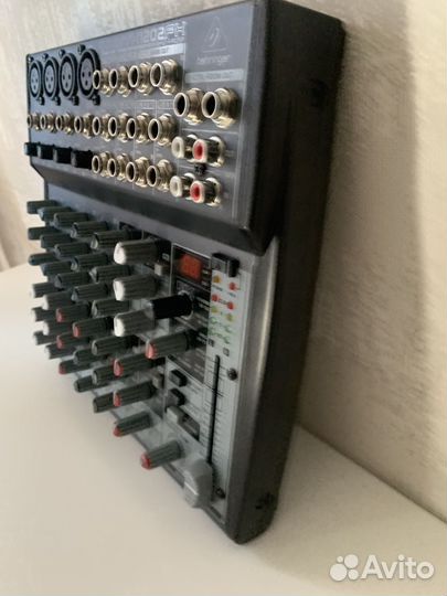 Микшерный пульт xenyx 1202fx