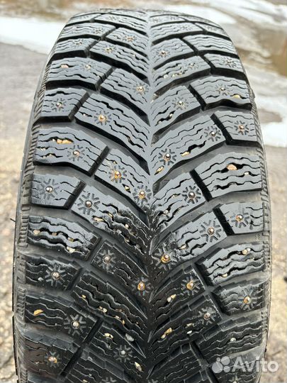 Michelin X-Ice North 4 185/65 R15 92T