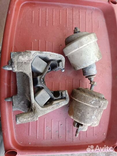 Подушка двигателя опель вектра б