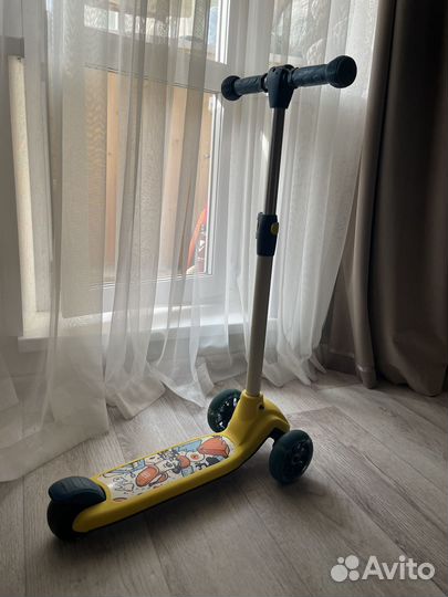 Самокат детский трехколесный бу