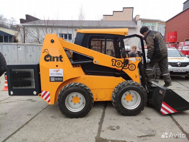 Мини-погрузчик ANT 1000.01, 2022
