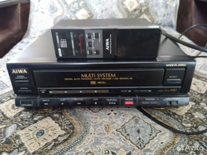 Продаётся видеомагнитофон б/у