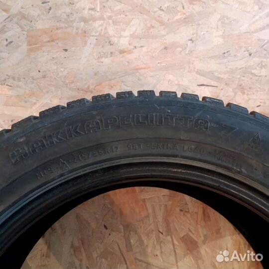Nokian Tyres Hakkapeliitta 7 215/55 R17 98T