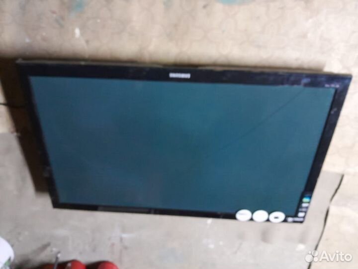 Телевизор на запчасти