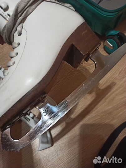 Коньки для фигурного катания детские Axel