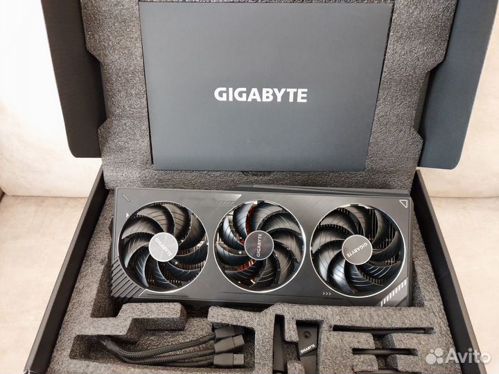 Видеокарта gigabyte GeForce RTX 3090 Ti gaming