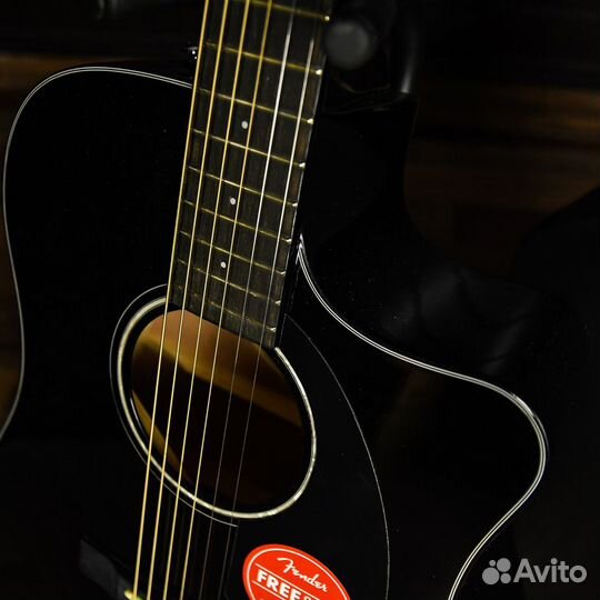 Электроакустическая гитара Fender + Аксессуары