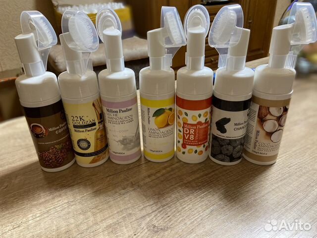 Пенка для умывания с щеточкой